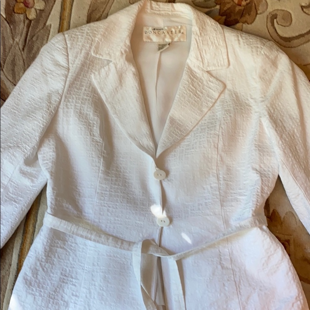 Doncaster Single Breasted White Jacket - image 8